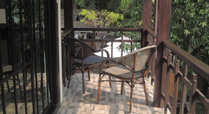 Aiims Tales Canal Boutique House Бангкок Экстерьер фото